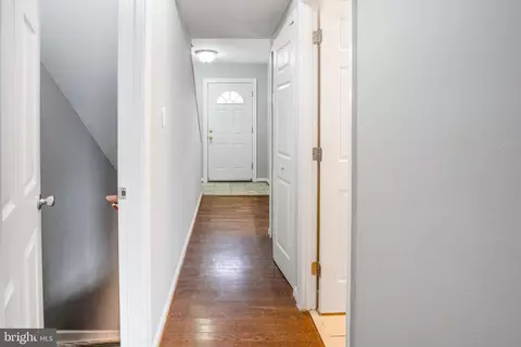 Entry Way - 1892 Eagle Ct, Severn, MD 21144 photo 2 of 10
