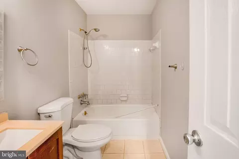 Bath - 1892 Eagle Ct, Severn, MD 21144 photo 3 of 6