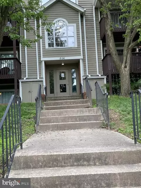 206 Water Fountain Ct #103, Glen Burnie, MD 21060