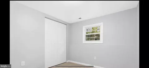 210 List Ave, Pasadena, MD 21122 photo 9