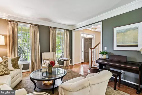 Living - 3404 Viceroy Ct, Edgewater, MD 21037 photo 1 of 8