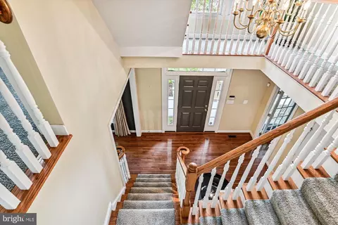 Entry Way - 3404 Viceroy Ct, Edgewater, MD 21037 photo 3 of 3