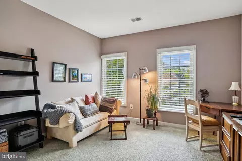 Living - 3404 Viceroy Ct, Edgewater, MD 21037 photo 7 of 8