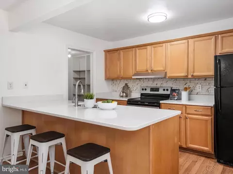 Kitchen - 1636 Dryden Way, Crofton, MD 21114 photo 2 of 4