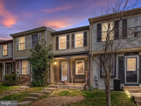 7657 Fairbanks Ct, Hanover, MD 21076