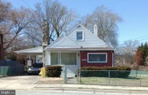 32 Mansion Rd, Linthicum Heights, MD 21090