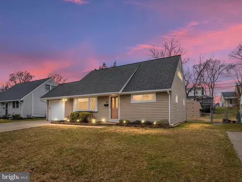 18 Thomas Rd, Glen Burnie, MD 21060