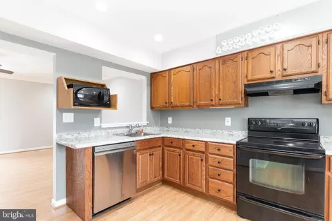 Kitchen - 7826 Catherine Ave, Pasadena, MD 21122 photo 2 of 2