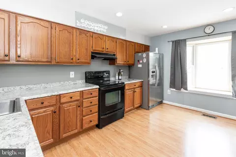 Other - 7826 Catherine Ave, Pasadena, MD 21122 photo 2 of 10