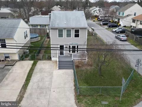 View/Area - 7826 Catherine Ave, Pasadena, MD 21122 photo 6 of 9