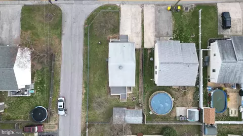 View/Area - 7826 Catherine Ave, Pasadena, MD 21122 photo 7 of 9