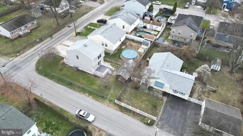 View/Area - 7826 Catherine Ave, Pasadena, MD 21122 photo 4 of 9