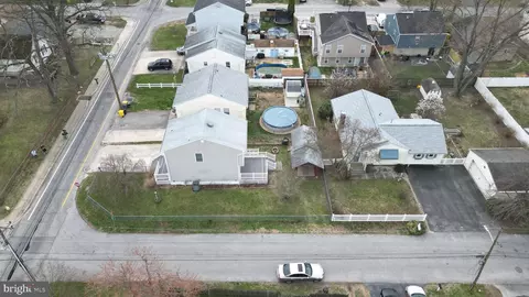 View/Area - 7826 Catherine Ave, Pasadena, MD 21122 photo 3 of 9