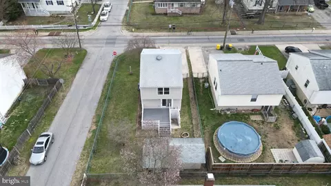 View/Area - 7826 Catherine Ave, Pasadena, MD 21122 photo 2 of 9