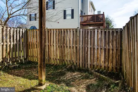 Exterior - 1941 Pawlet Dr, Crofton, MD 21114 photo 7 of 7