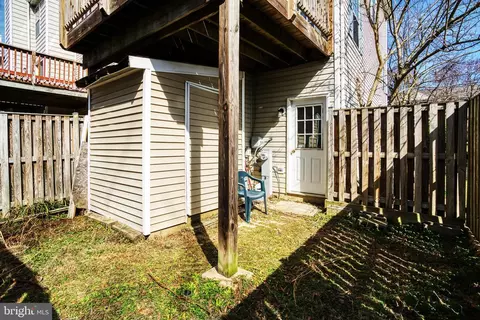 Exterior - 1941 Pawlet Dr, Crofton, MD 21114 photo 5 of 7
