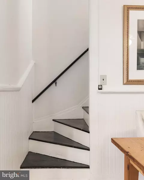 Entry Way - 104 Charles St, Annapolis, MD 21401 photo 1 of 1