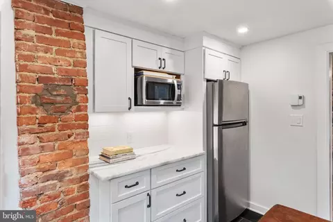 Kitchen - 104 Charles St, Annapolis, MD 21401 photo 3 of 5