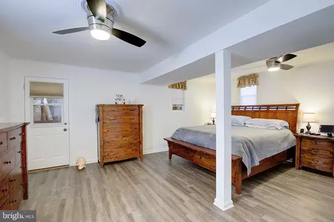 Bedroom - 1606 Arundel Rd, Edgewater, MD 21037 photo 4 of 6