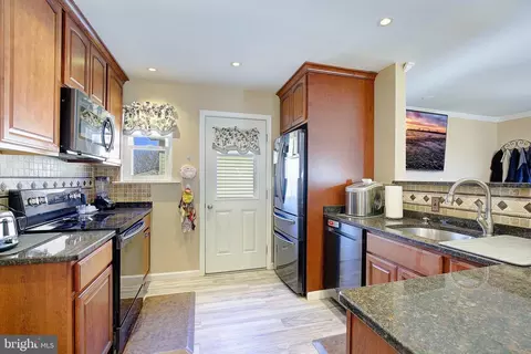 Kitchen - 1606 Arundel Rd, Edgewater, MD 21037 photo 1 of 5