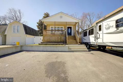 1606 Arundel Rd, Edgewater, MD 21037