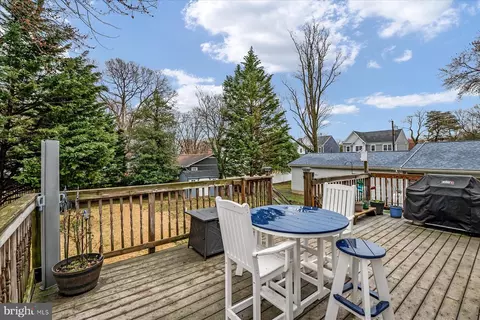 Exterior - 1213 Hampton Rd, Annapolis, MD 21409 photo 7 of 20