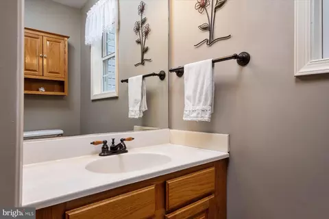 Bath - 1213 Hampton Rd, Annapolis, MD 21409 photo 1 of 4