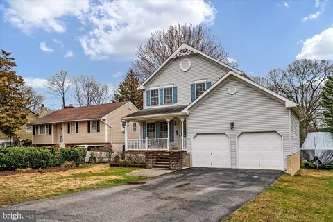 Exterior - 1213 Hampton Rd, Annapolis, MD 21409 photo 2 of 20