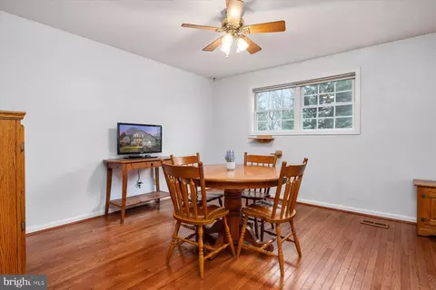 Dining - 1213 Hampton Rd, Annapolis, MD 21409 photo 1 of 4