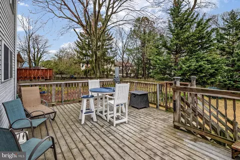 Exterior - 1213 Hampton Rd, Annapolis, MD 21409 photo 6 of 20