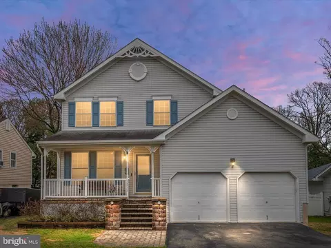 1213 Hampton Rd, Annapolis, MD 21409