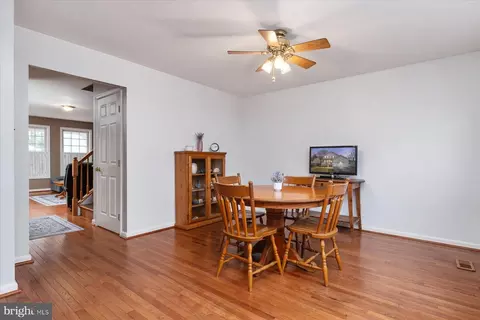Dining - 1213 Hampton Rd, Annapolis, MD 21409 photo 2 of 4