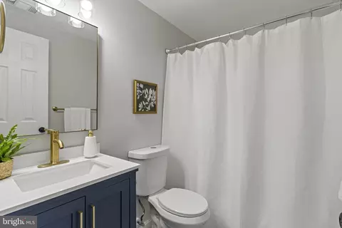 Bath - 1590 Native Dancer Ct, Annapolis, MD 21409 photo 1 of 1