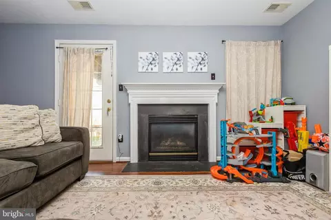 Living - 3020 Button Bush Ln, Laurel, MD 20724 photo 6 of 6
