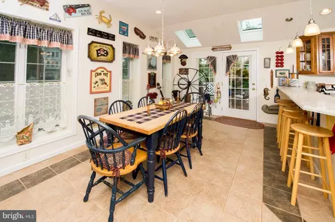 1251 Turkey Point Rd, Edgewater, MD 21037 photo 12