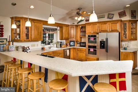 1251 Turkey Point Rd, Edgewater, MD 21037 photo 7
