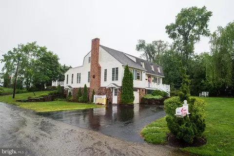 1251 Turkey Point Rd, Edgewater, MD 21037 photo 3