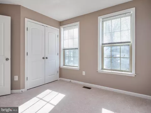 Bedroom - 810 Nancy Lynn Ln, Arnold, MD 21012 photo 2 of 3