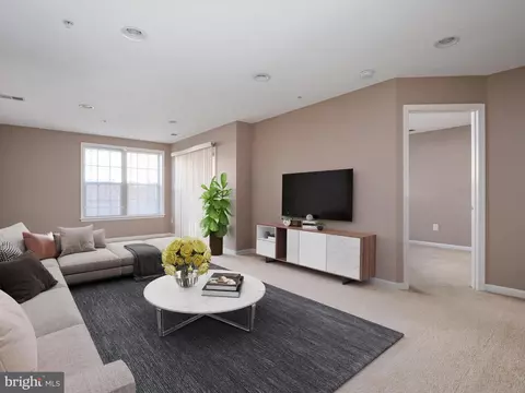 Living - 810 Nancy Lynn Ln, Arnold, MD 21012 photo 4 of 5