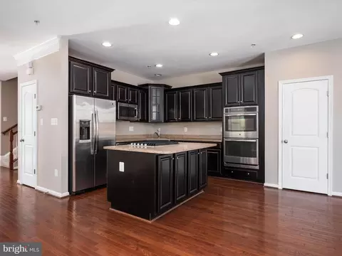 Kitchen - 810 Nancy Lynn Ln, Arnold, MD 21012 photo 1 of 2