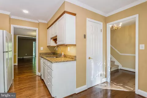 Kitchen - 506 Andrew Hill Rd, Arnold, MD 21012 photo 4 of 5