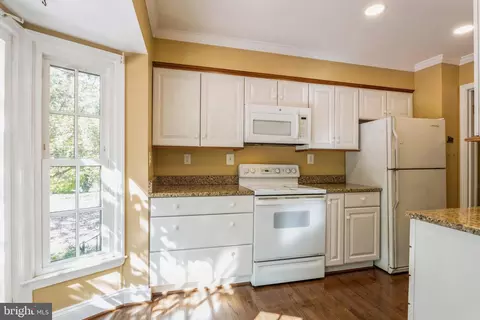 Kitchen - 506 Andrew Hill Rd, Arnold, MD 21012 photo 3 of 5
