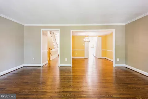 Living - 506 Andrew Hill Rd, Arnold, MD 21012 photo 1 of 3