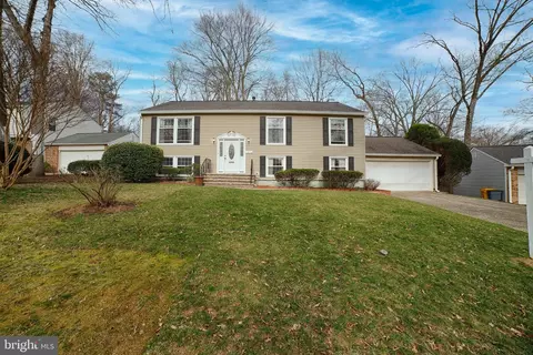 1614 English Pl, Crofton, MD 21114