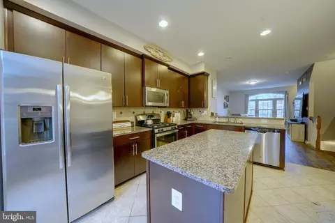 Kitchen - 7204 Winding Hills Dr, Hanover, MD 21076 photo 1 of 8