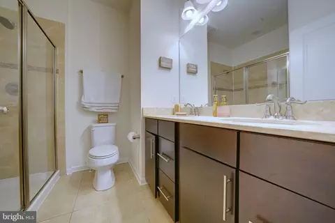 Bath - 7204 Winding Hills Dr, Hanover, MD 21076 photo 2 of 6