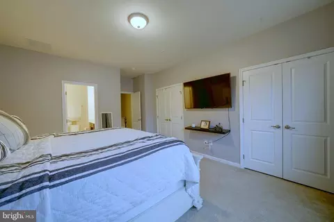 Bedroom - 7204 Winding Hills Dr, Hanover, MD 21076 photo 4 of 13