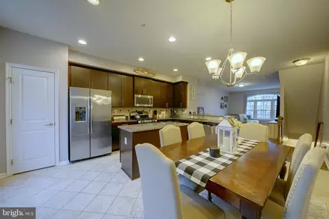 Kitchen - 7204 Winding Hills Dr, Hanover, MD 21076 photo 8 of 8
