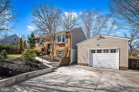 209 Highland Rd, Glen Burnie, MD 21060