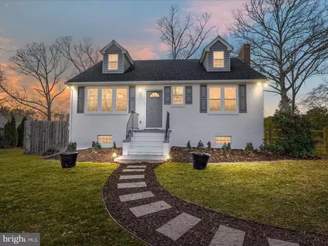 8028 A Clark Station Rd, Severn, MD 21144